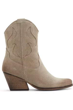 priella ankle boot