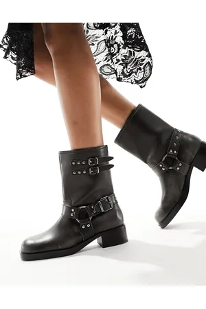 Stradivarius Wide Fit lace up flat ankle boot in black