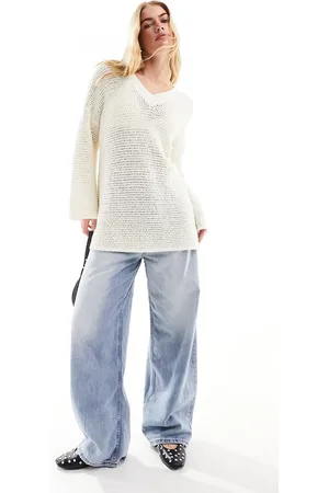 4th & Reckless V neck lightweight open knit sweater in cream