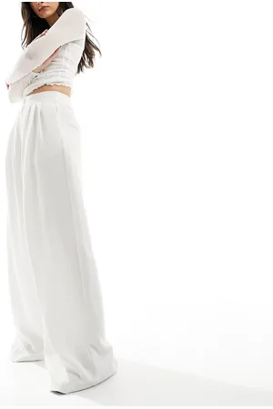 Stradivarius Tailored pleated wide leg pants in ecru