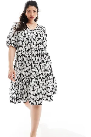 Yours Tiered midi dress in black and white floral