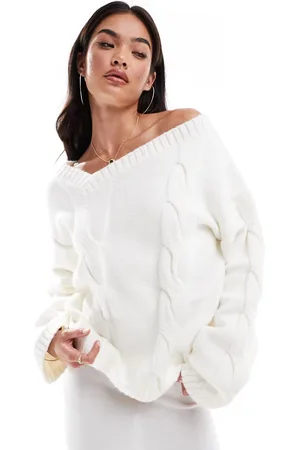 SNDYS Premium asymmetric V-neck cable knit sweater in cream - part of a set