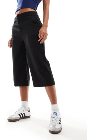 Cotton On Cotton On low rise capri pants in stripe
