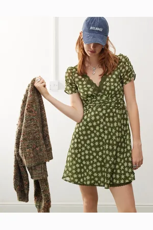 Reclaimed Mini tea dress in green print