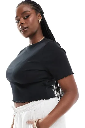 COLLUSION Plus lettuce edge ribbed T-shirt in