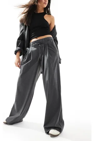 Pull&Bear Wide leg tailored pants with tie waist in charcoal