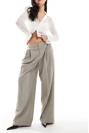 Pull&Bear Pleated wide leg tailored pants in sand