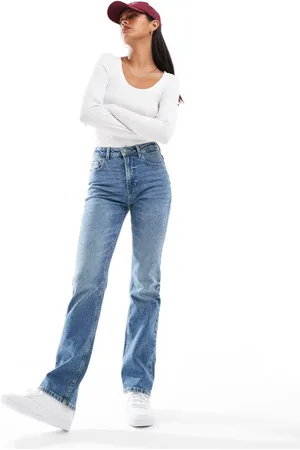 Stradivarius STR straight leg jeans with stretch in medium wash
