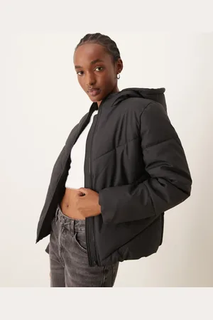 JDY Short puffer jacket in