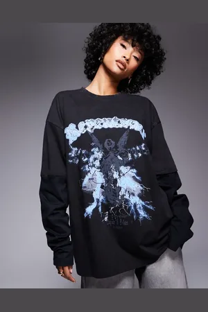 Liquor N Poker Double layered motif tee in
