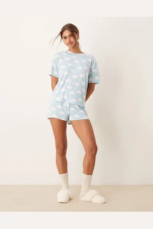 Urban Threads Poly short sleeve t shirt and short pajama set in cloud print
