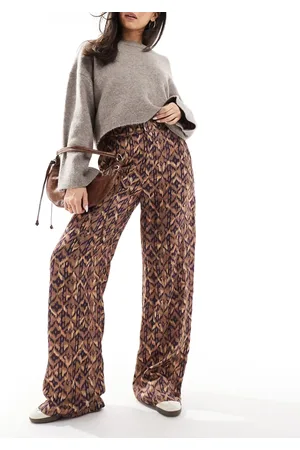 SCALPERS Pants In Camel