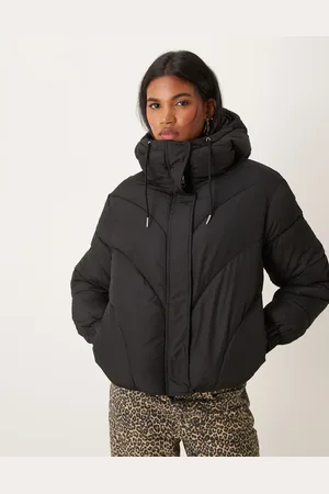 JDY Short padded jacket with hood in