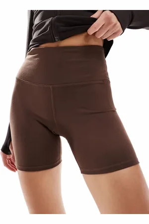 PUMA Training 5-inch shorts in