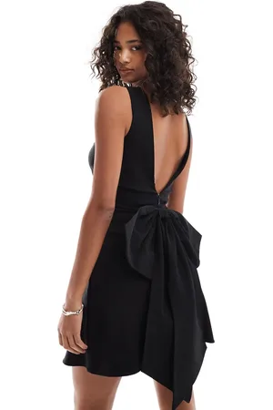 TFNC Structured mini dress in bengaline with bow back detail in