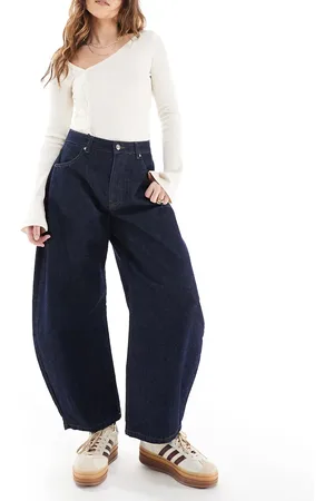 Miss Selfridge Barrel leg jean in mid