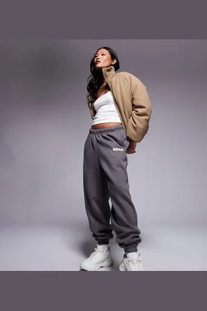 Kaiia Petite cuffed sweatpants in dark and yellow