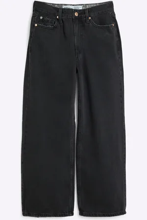 River Island Petite relaxed straight jeans in