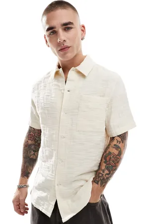 Farah Fleet short sleeve camp collar shirt in off with embossed plaid design