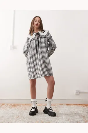 Reclaimed Mini tea dress with collar in black and white plaid