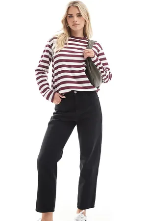 Pull&Bear Petite high rise Mom jean in washed