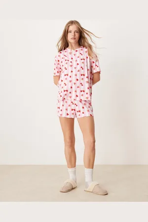 Urban Threads Short sleeve T-shirt and shorts pajama set in love heart/berry/stripe print