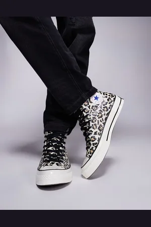 Converse Chuck 70 glow in the dark sneakers in leopard print