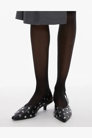 Bimba y Lola Pointed stud kitten heels in