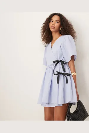 Ghospell Contrast bow wrap mini dress in cornflower