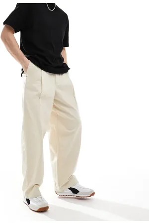 Pull&Bear Dart detail straight leg pants in ecru