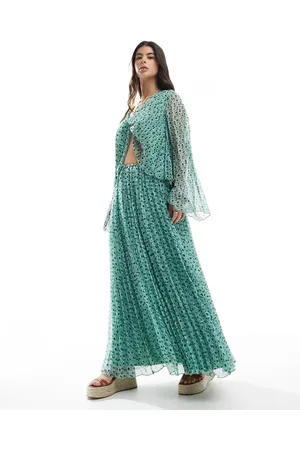 ASOS Volume pleated maxi skirt in floral print - part of a set