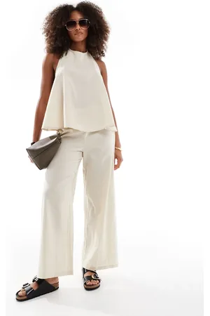 Esmée Exclusive linen mix relaxed beach pants in beige