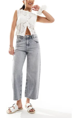 Pull&Bear Mid rise cropped jeans in