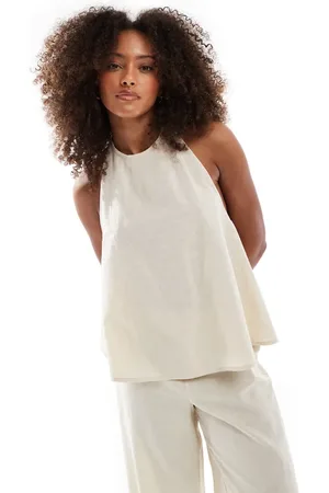 Esmée Exclusive high neck longline linen mix beach top in beige