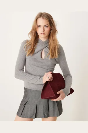 Abercrombie & Fitch Twist front detail top in charcoal
