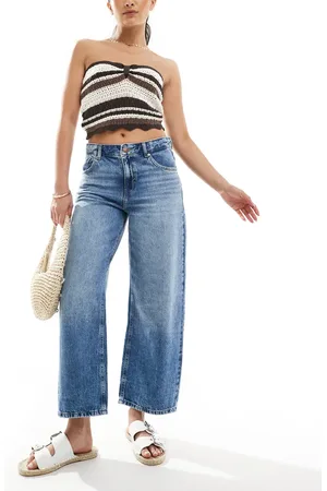Pull&Bear Mid rise cropped jeans in mid