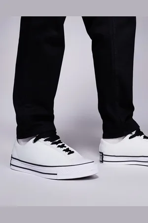 Converse Puff Taylor sneaker in white with detail