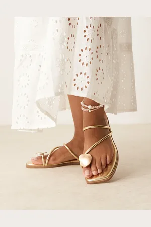 Glamorous Toe thong flat sandals in