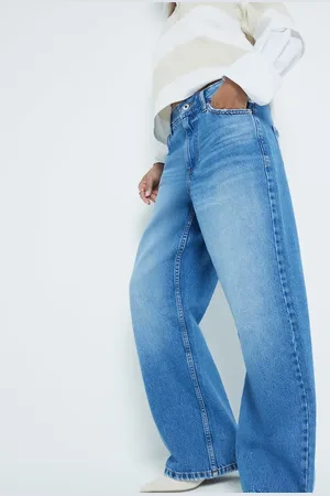 River Island Relaxed straight fit jeans in - medium
