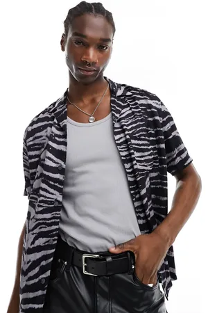 AllSaints Cubs short sleeve graphic shirt in zebra print