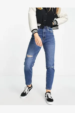 Stradivarius Slim mom jean with stretch and rip in medium