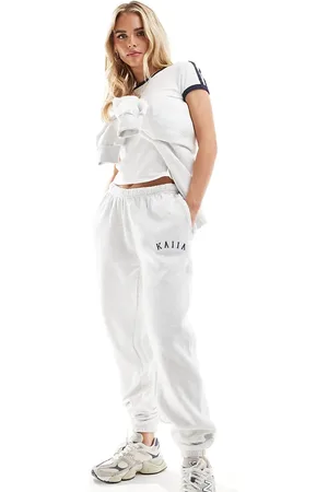 Kaiia Petite cuffed sweatpants in light