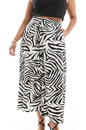 Yours Wide leg culottes in bold zebra