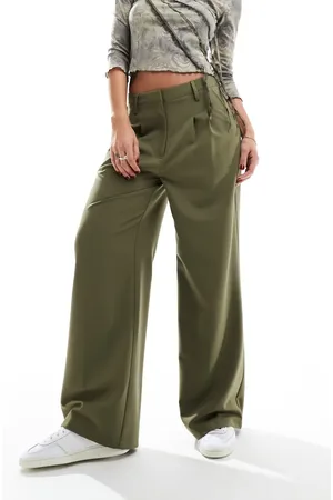 COLLUSION Relaxed wide leg tailored pants in olive
