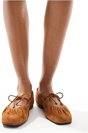 Stradivarius Faux suede ballet shoes in light