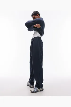 Topman Pleat front straight leg sweatpants in