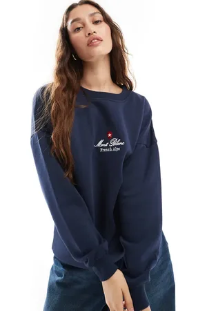 Daisy Street Oversized sweatshirt in with contrast embroidery