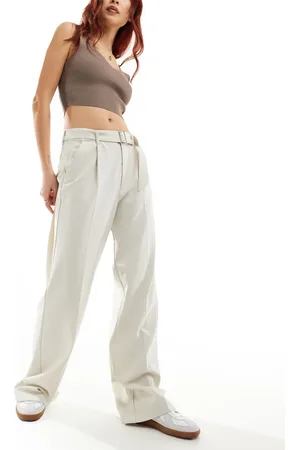 Pull&Bear Wide leg pleat tailored pants with belt in sand