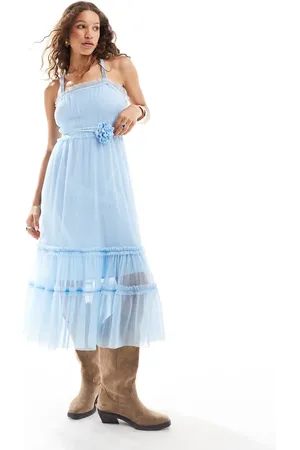 Reclaimed Tulle maxi dress with corsage belt and necklace in powder