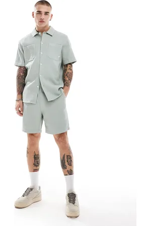 Farah Redwald waffle texture shorts in sage - part of a set